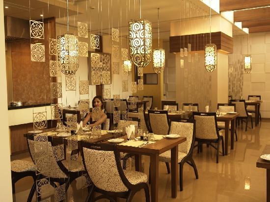 Portico Restaurant Hotel Sayaji Wakad Pune
